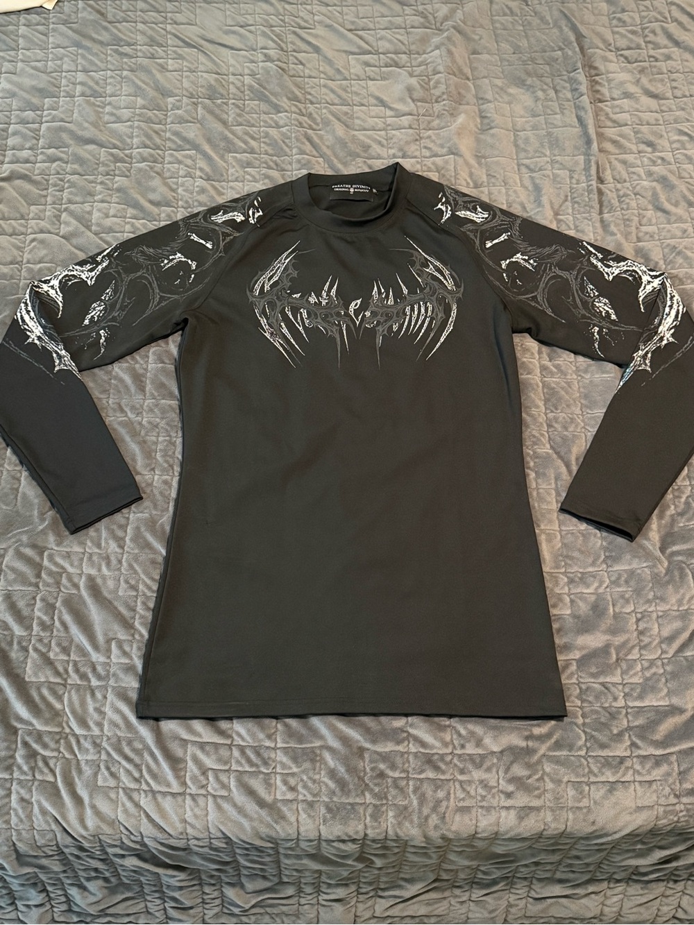 Breathedivinity Void Tech Parasite Long Sleeve Compression Size 3XL